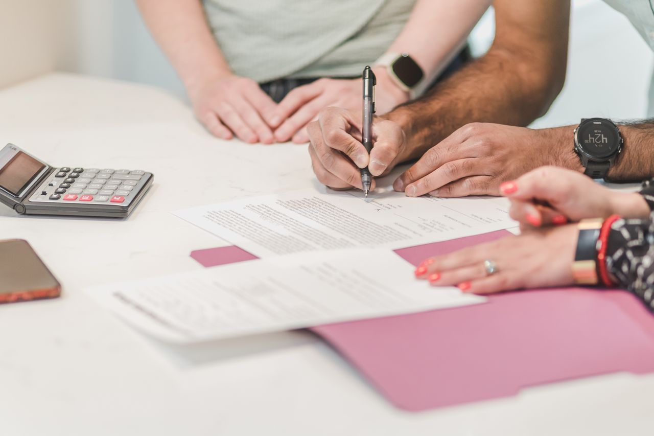 Besoin de renseignements avant de souscrire un crédit Rendez-vous sur assuragency.net.